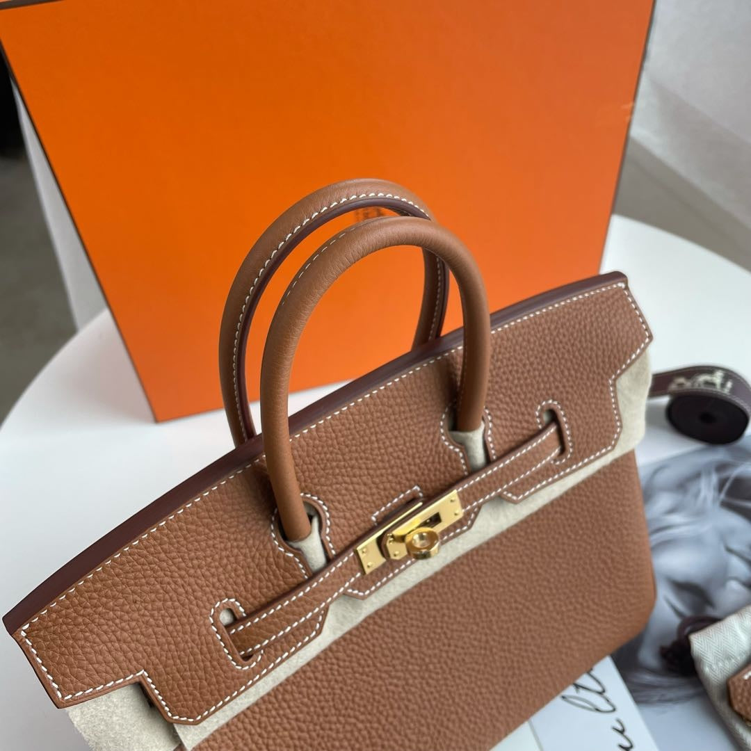 Brand New Birkin 25 (Gold Togo) Gold Hardware, 2022