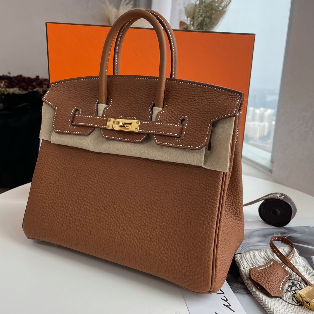 Brand New Birkin 25 (Gold Togo) Gold Hardware, 2022